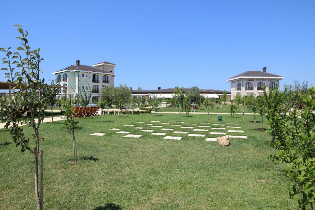 Vinea Resort Durres Exterior photo